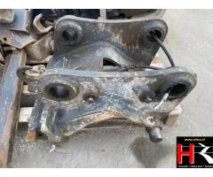 Quick coupler for Caterpillar excavators 320D, 323D and 325D