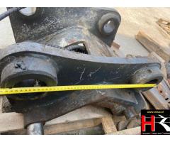 Quick coupler for Caterpillar excavators 320D, 323D and 325D