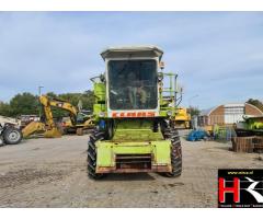 BV15821 Claas Dominator 68