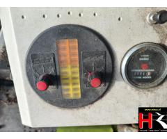 BV15821 Claas Dominator 68