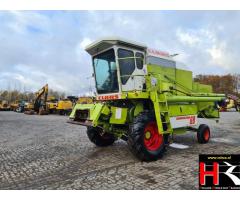 BV22821 Claas Dominator 68
