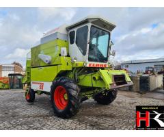 BV22821 Claas Dominator 68