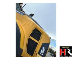 BV34825 Volvo L180H