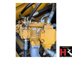 BV44126 Caterpillar 330FL