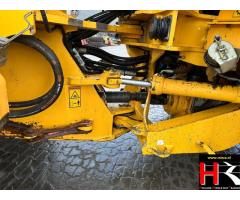 BV43426 Volvo L180F