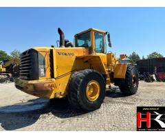 BV38725 Volvo L180E