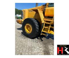 BV38725 Volvo L180E