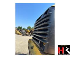 BV38725 Volvo L180E