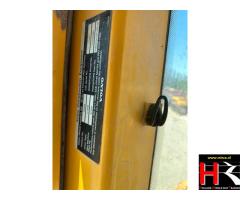 BV38725 Volvo L180E