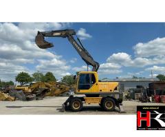 BV47526 Volvo EW180B