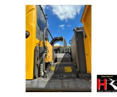 BV47526 Volvo EW180B