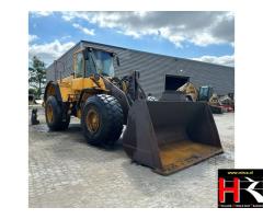 BV47126 Volvo L180E