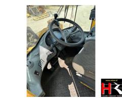BV47126 Volvo L180E