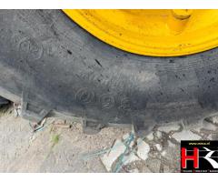 EQ3426 4x Volvo Wheel Loader Tires with Rims – 800/65R32