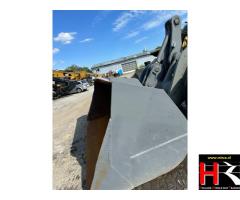 BV45526 Volvo L150