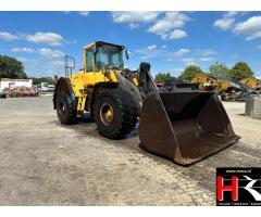 BV47026 Volvo L180E