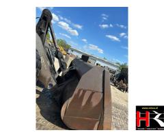 BV47026 Volvo L180E