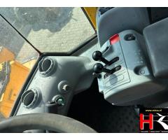 BV47026 Volvo L180E
