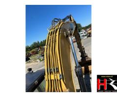 BV48726 Caterpillar 324DL
