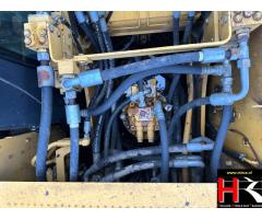 BV49526 Caterpillar 320DL