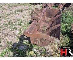 EQ3726 Excavator buckets and attachments for CAT, Komatsu, Volvo and others