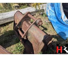 EQ3726 Excavator buckets and attachments for CAT, Komatsu, Volvo and others