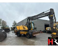 GM121726 Volvo EW180B
