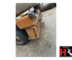 GM121726 Volvo EW180B