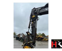 GM121726 Volvo EW180B