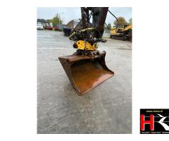 GM121726 Volvo EW180B