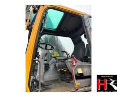 GM121726 Volvo EW180B