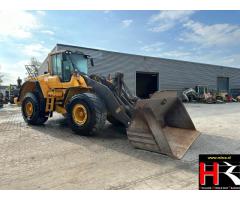 BV51426 Volvo L180F