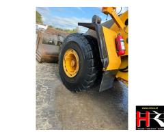 BV51426 Volvo L180F