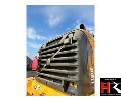 BV51426 Volvo L180F