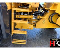 BV51426 Volvo L180F